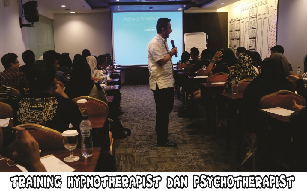 Training Hipnoterapis Program Success Camp UI